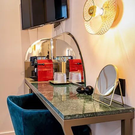 Hotel Veryste & 4*
